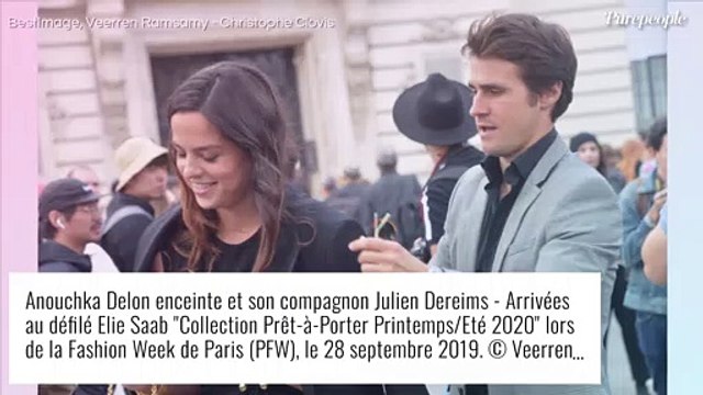 Anouchka Delon : Jeune maman amoureuse et engagée en paréo avec son séduisant mari Julien