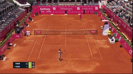 Paire s'est embrouillé avec un spectateur