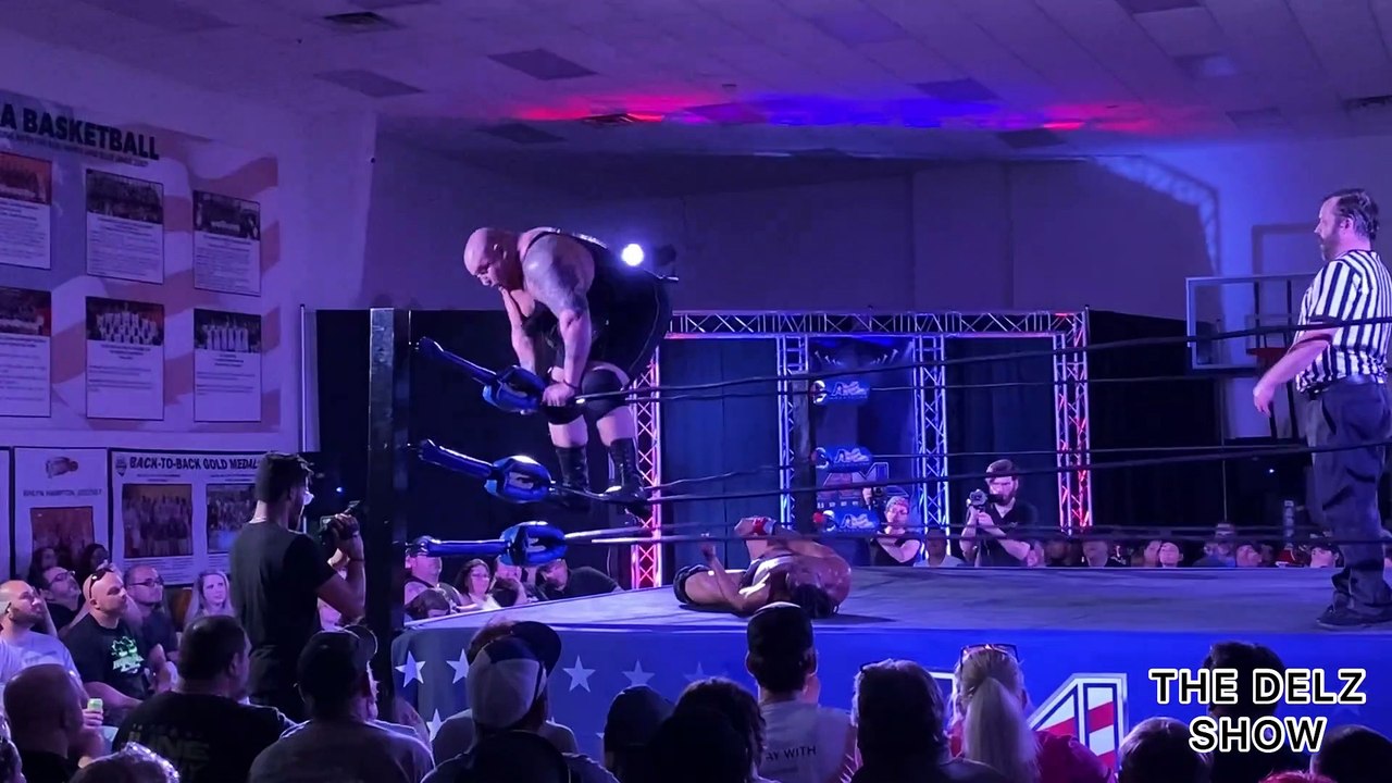 ROH caprice Coleman son gets attacked by Brad Attitude at Aml wrestling