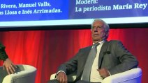 Mario Vargas Llosa supera el covid y sale del hospital