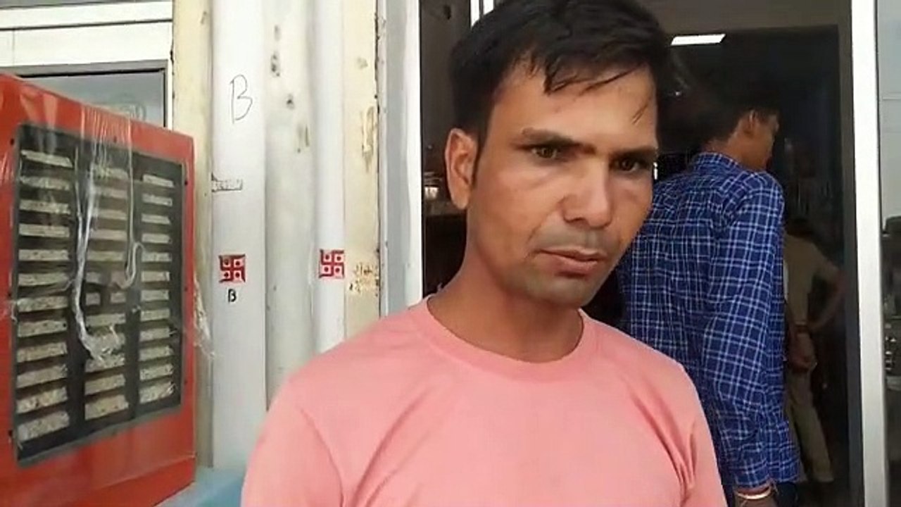 churu loot news: बाइक सवार लूट ले गए डेढ़ लाख रुपए
