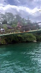 Télécharger la video: Yannick Noah passe des vacances avec Joalukas et Eleejah en Jamaïque.