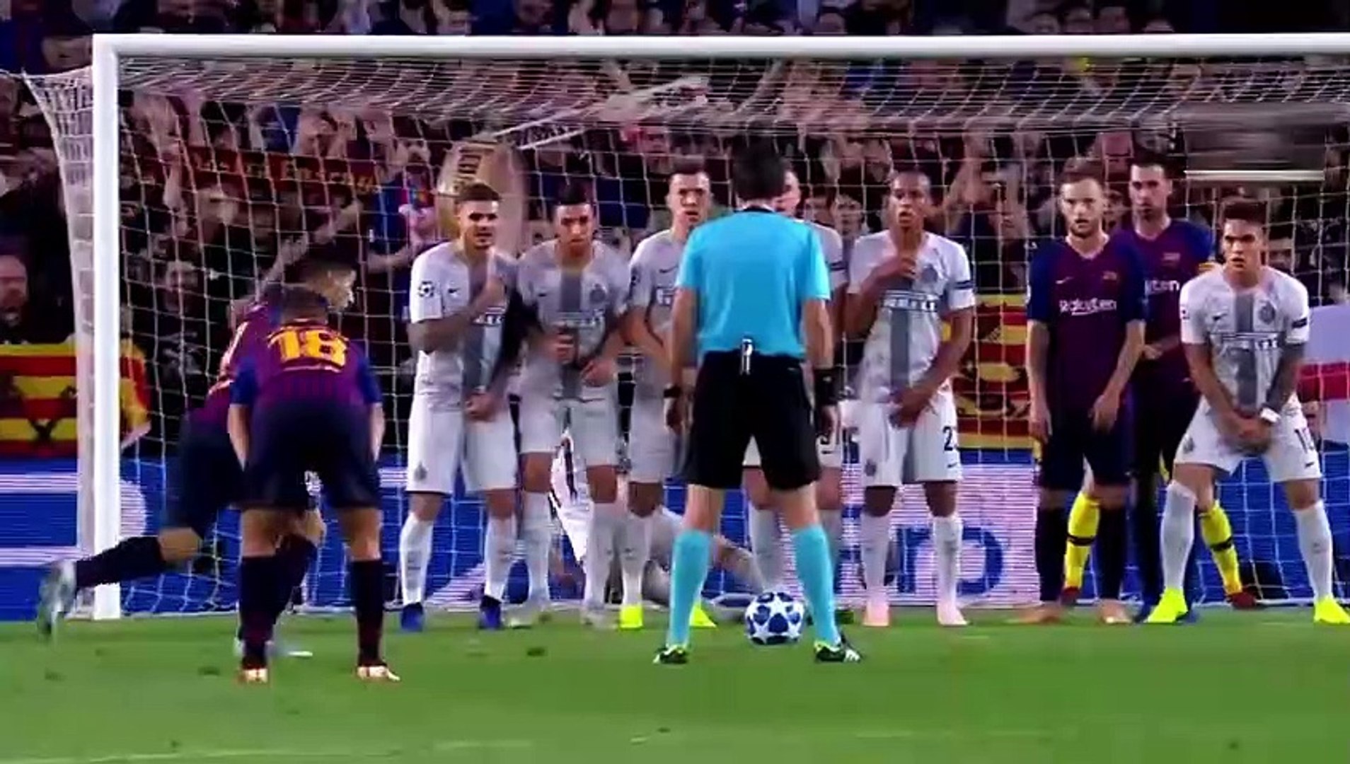 ⁣FUNNY EVENTS IN FOOTBALL
