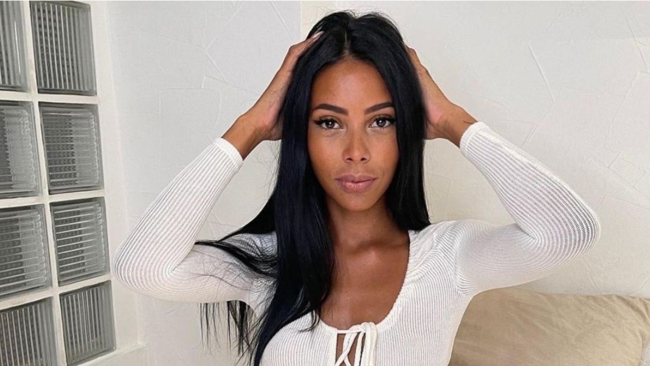 VOICI : Nehuda maman pour la deuxième fois : elle dévoile son corps post-partum et fait quelques confidences