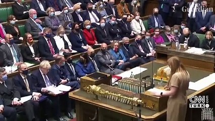 İngiltere'de "Temel içgüdü" tartışması