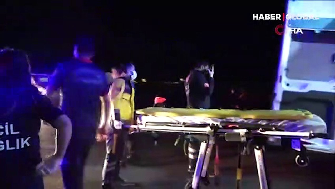 Diyarbakır-Şanlıurfa karayolunda feci kaza! Ölü ve yaralılar var