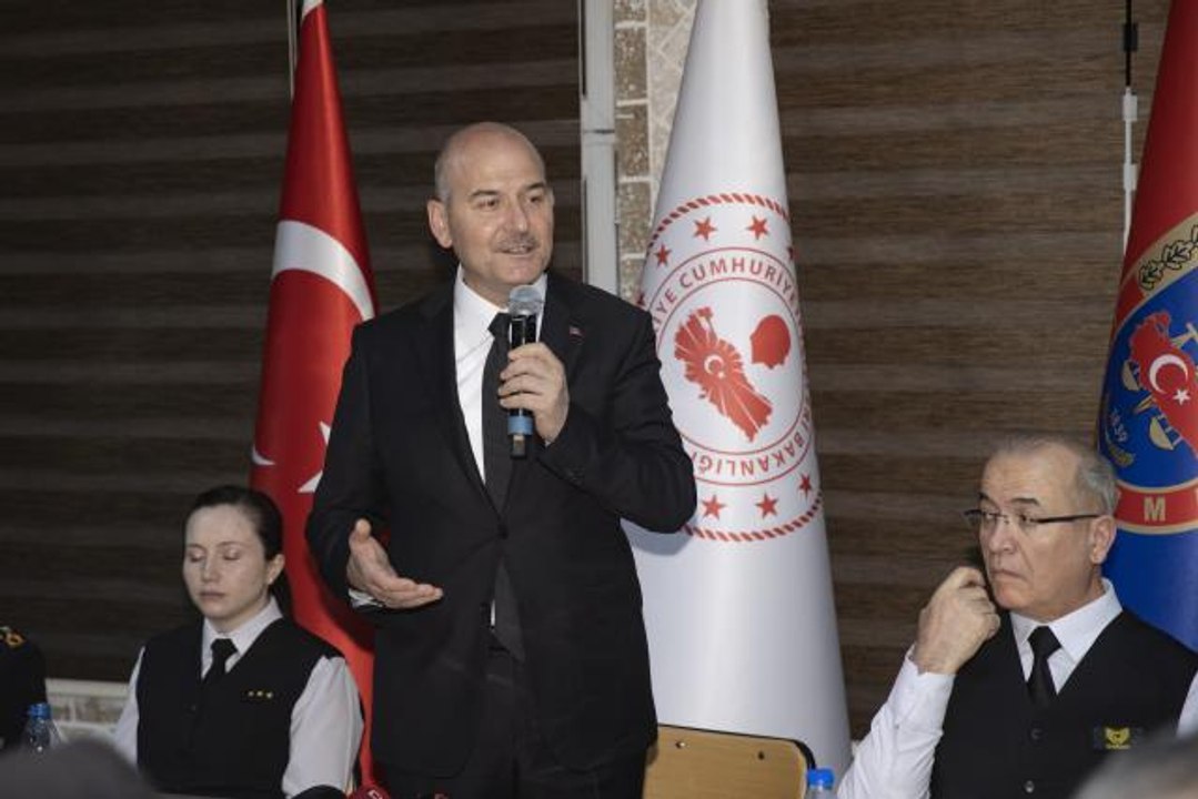 İçişleri Bakanı Soylu, Jandarma Genel Komutanlığı personeliyle iftar yaptı