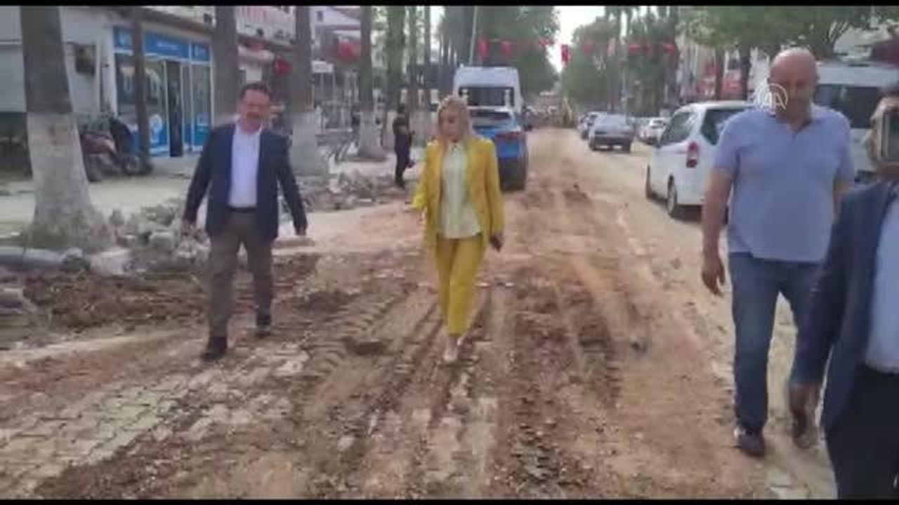 AK Parti Muğla Milletvekili Yelda Erol Gökcan Fethiye'de