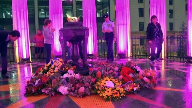 Thousands of Queenslanders attend Anzac Day ceremonies