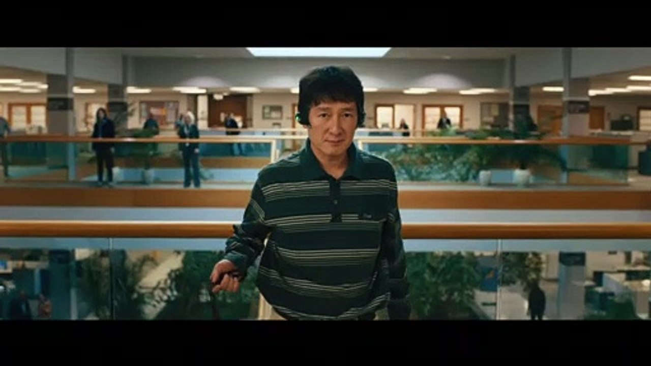 Everything everywhere all at once film - clip und trailer