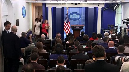 Biden 'preocupado com o poder das grandes plataformas de mídia social'