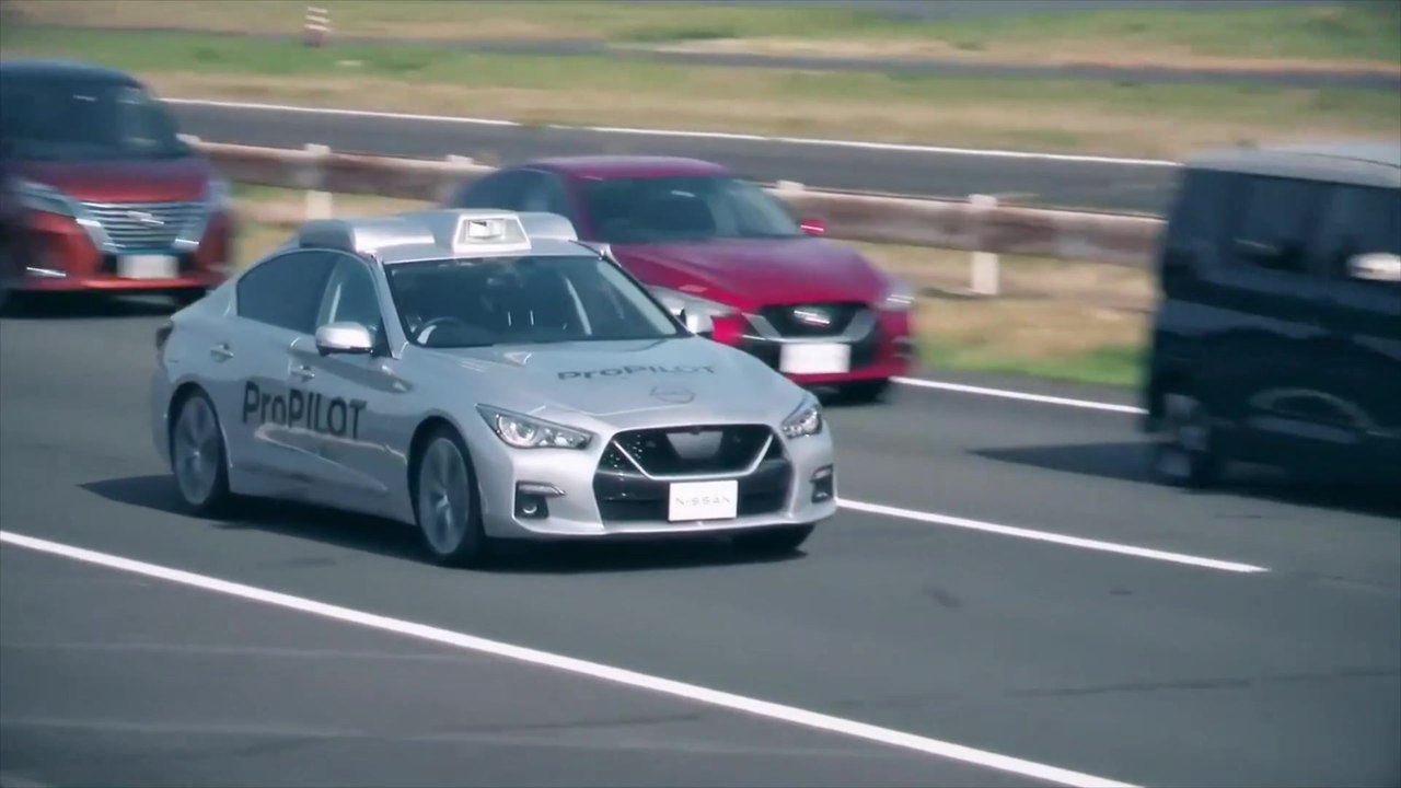 Nissan „Ground Truth Perception“ - Testfahrzeug Hindernis-Ausweichmanöver