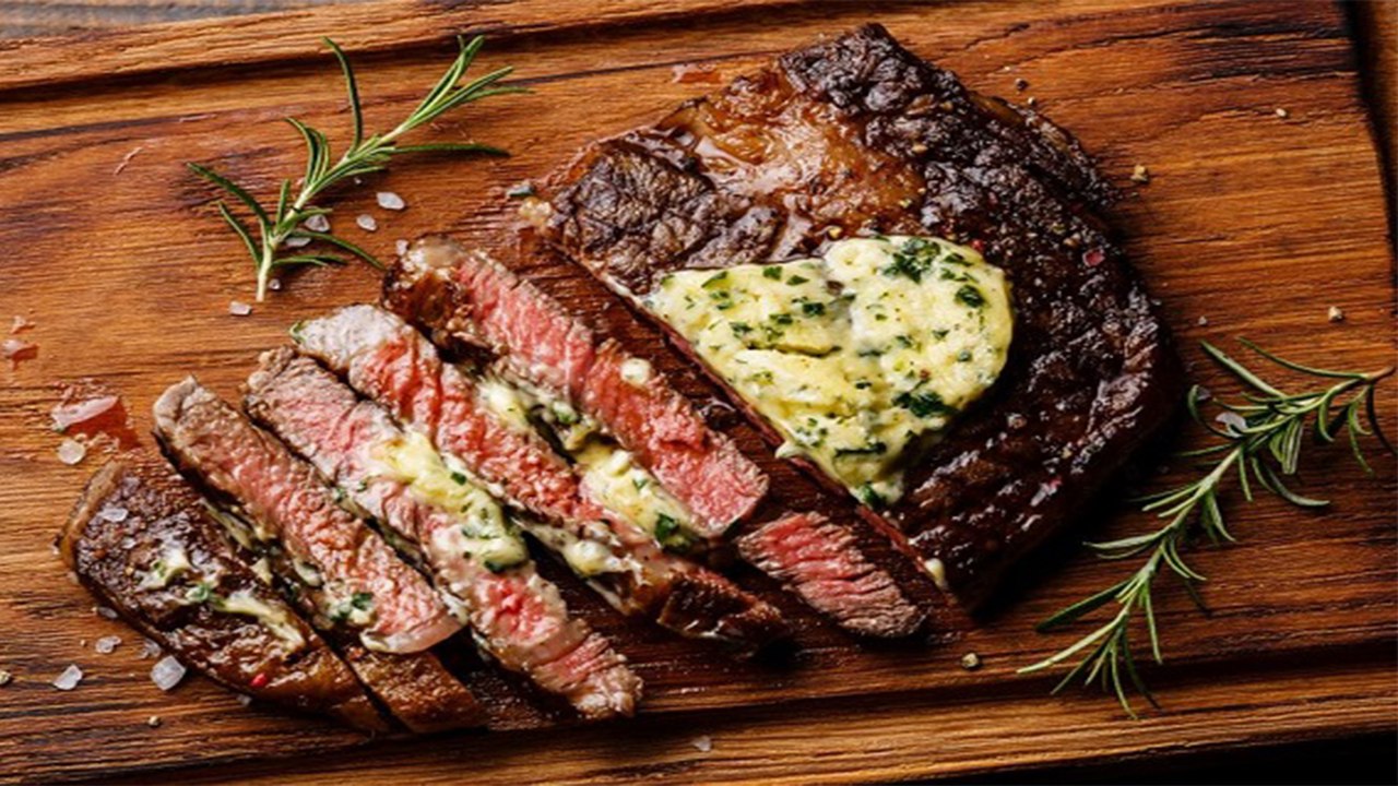 Cách làm bò kamichihu kobe áp chảo với gan vịt cực chuẩn