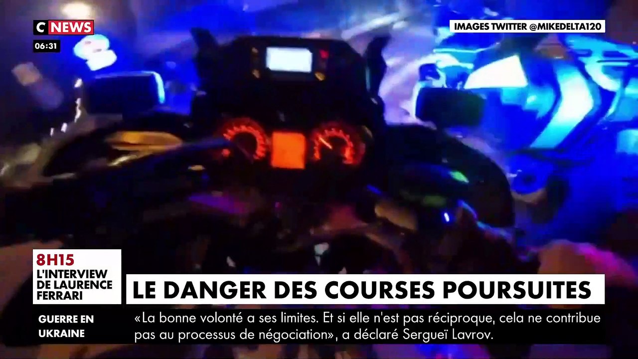 Noisy-le-Sec : Regardez les images choc, filmées par un motard de la police, d'une course poursuite avec une voiture qui termine sa course en fonçant dans un bus faisant un blessé grave et un blessé léger