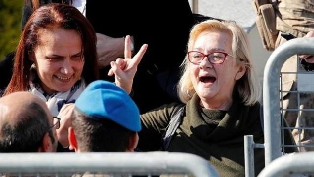 72 yaşındaki mimar Mücella Yapıcı Gezi davasından tutuklandı: Hapse giderken Ajda Pekkan'ın şarkısını söyledi