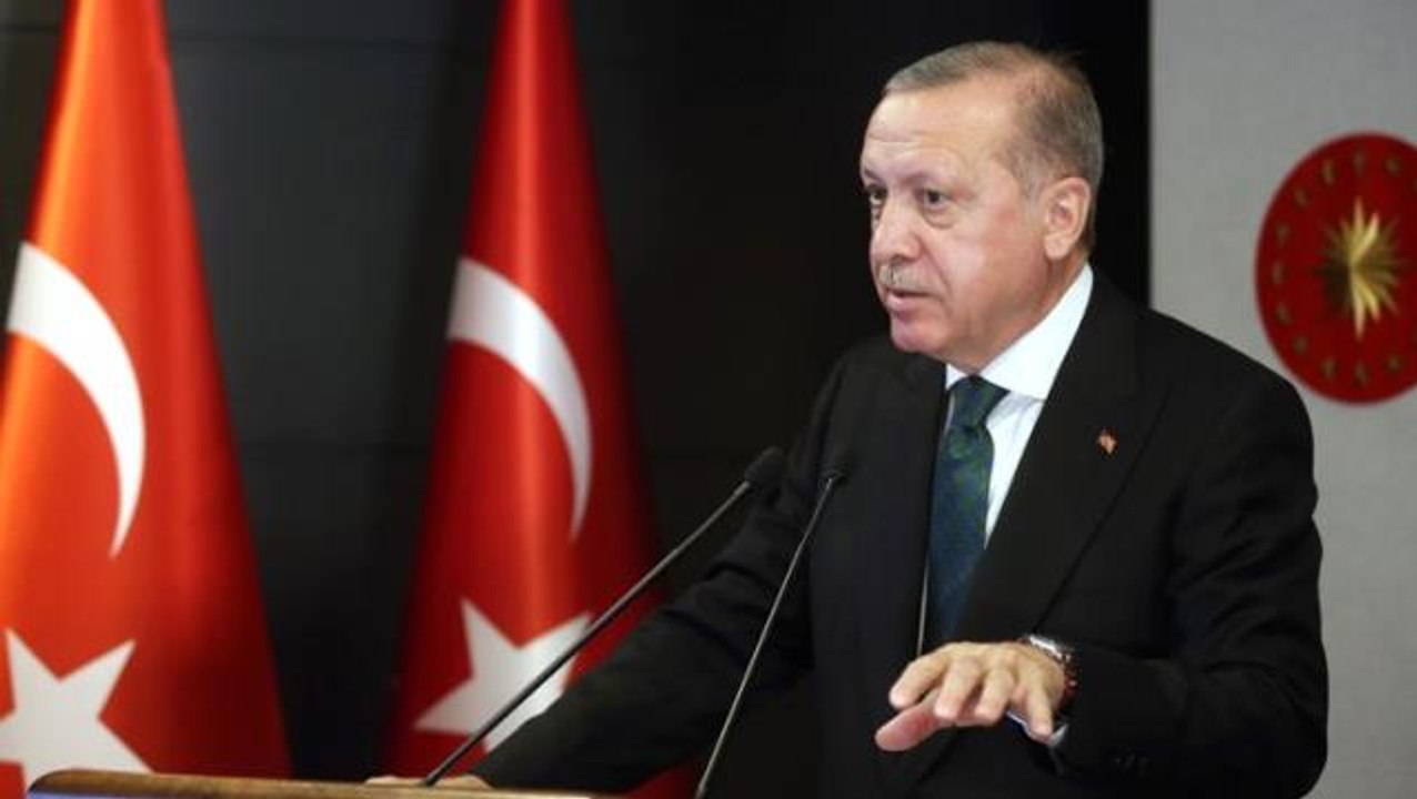 Son Dakika! AK Parti Sözcüsü Çelik'ten CHP'li Özgür Özel'e tepki: Hiç kimse Cumhurbaşkanımızı tehdit edemez