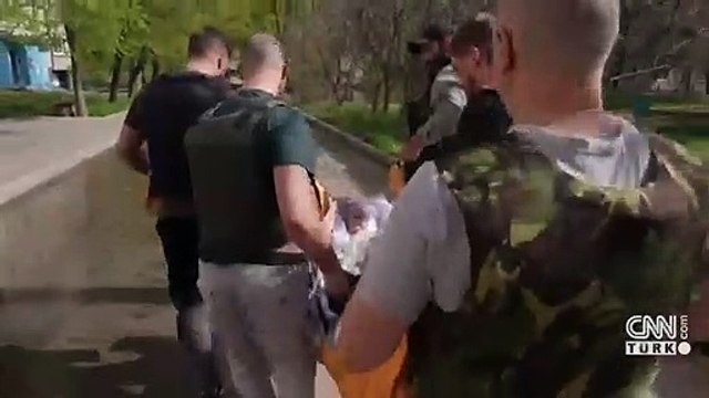 Rusya Harkiv'e bomba yağdırıyor