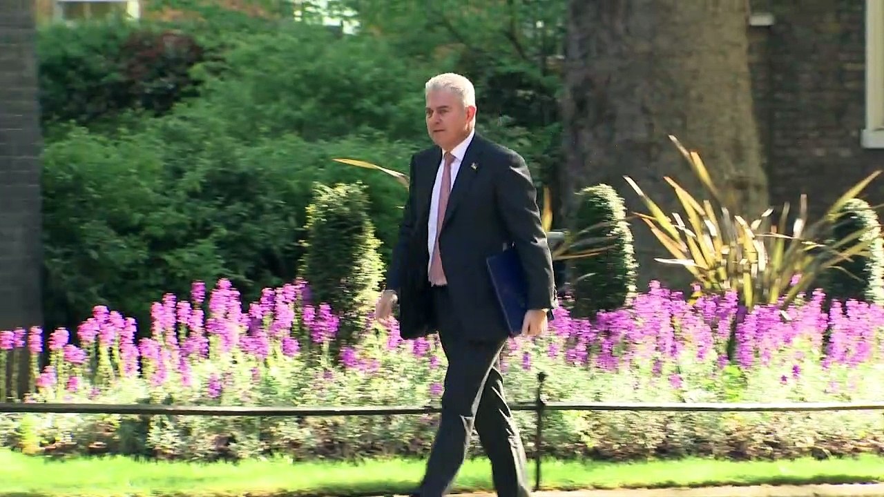 Cabinet ministers arrive at Downing Street
