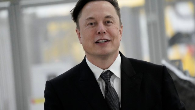 VOICI : Elon Musk rachète Twitter : ce message étonnant à l'attention de ses détracteurs