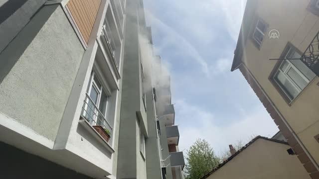 Evin çocuk odasında çıkan yangın büyümeden söndürüldü