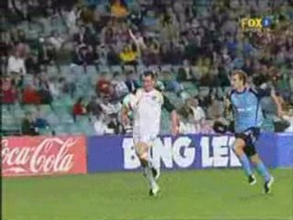 Round 4: Sydney FC V Wellington Phoenix - Highlights - 07/08