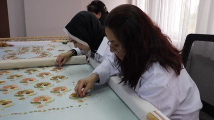 Osmanlı dönemi berber önlükleri Adanalı kadınların elinde yaşatılıyor