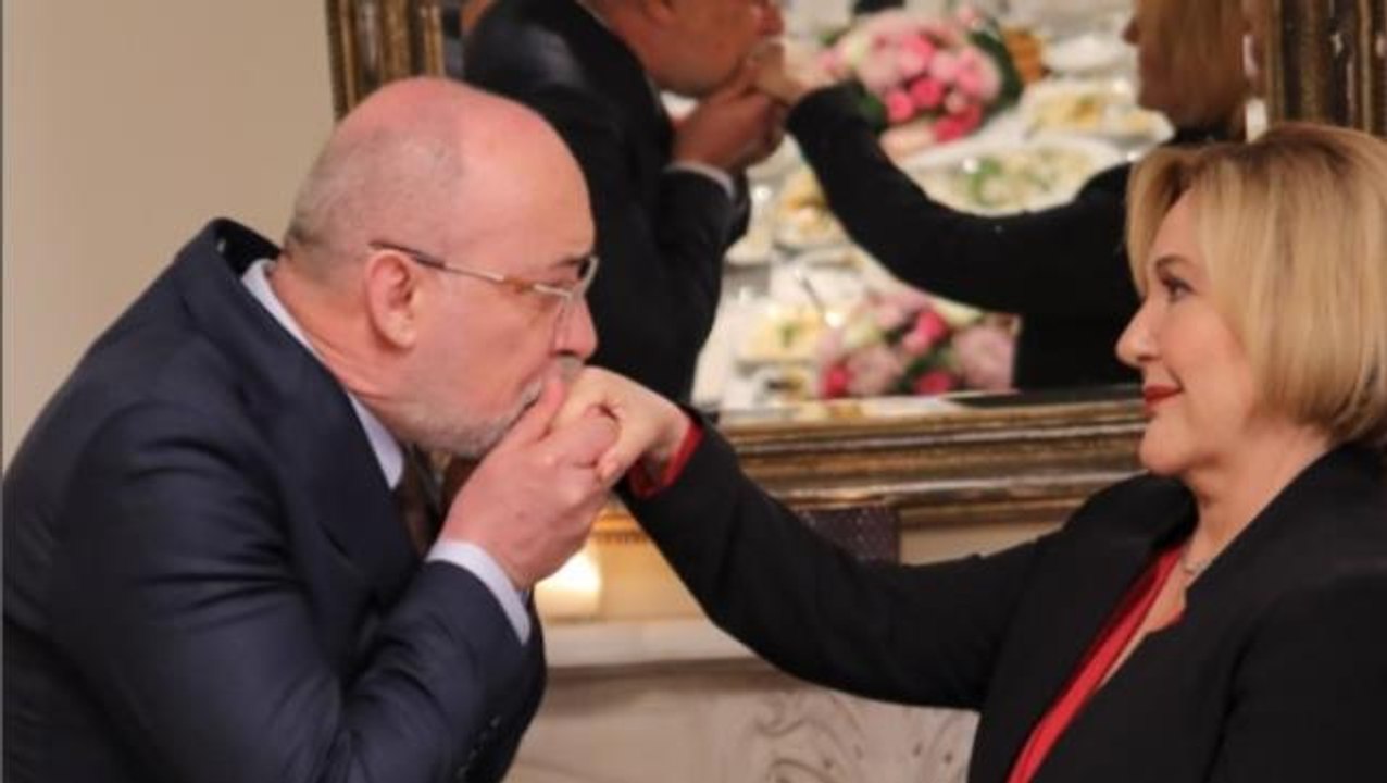 Evlilik Hakkında Her Şey'de bu akşam neler yaşanacak? Sanem evlendiğini saklamak için nasıl bir yol bulacak?