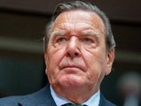 Empörung über Gerhard Schröder: Wird ihm jetzt das Geld gestrichen?