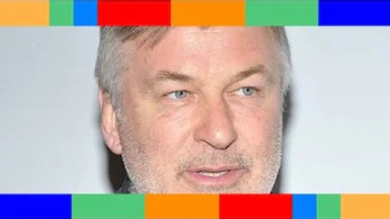 ✟  Tir mortel d'Alec Baldwin : ces vidéos édifiantes de la scène de crime quelques minutes après le