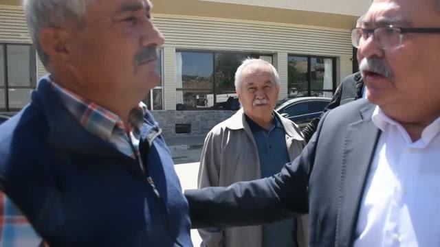 Aydınlı Çiftçi: Bir Cıvatayı 75 Kuruşa Alıyordum, 7 Lira Oldu. Ak Parti'ye Oy Verdim, Pişmanım