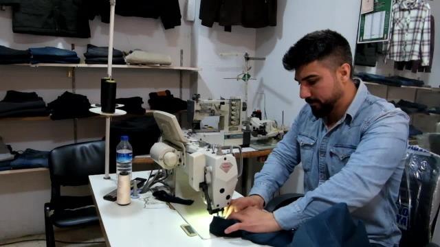 Siirtli Vatandaş: Elbise Fiyatları Çok Pahalı, Alamıyoruz. Bayram da Geldi Yine Alamıyoruz