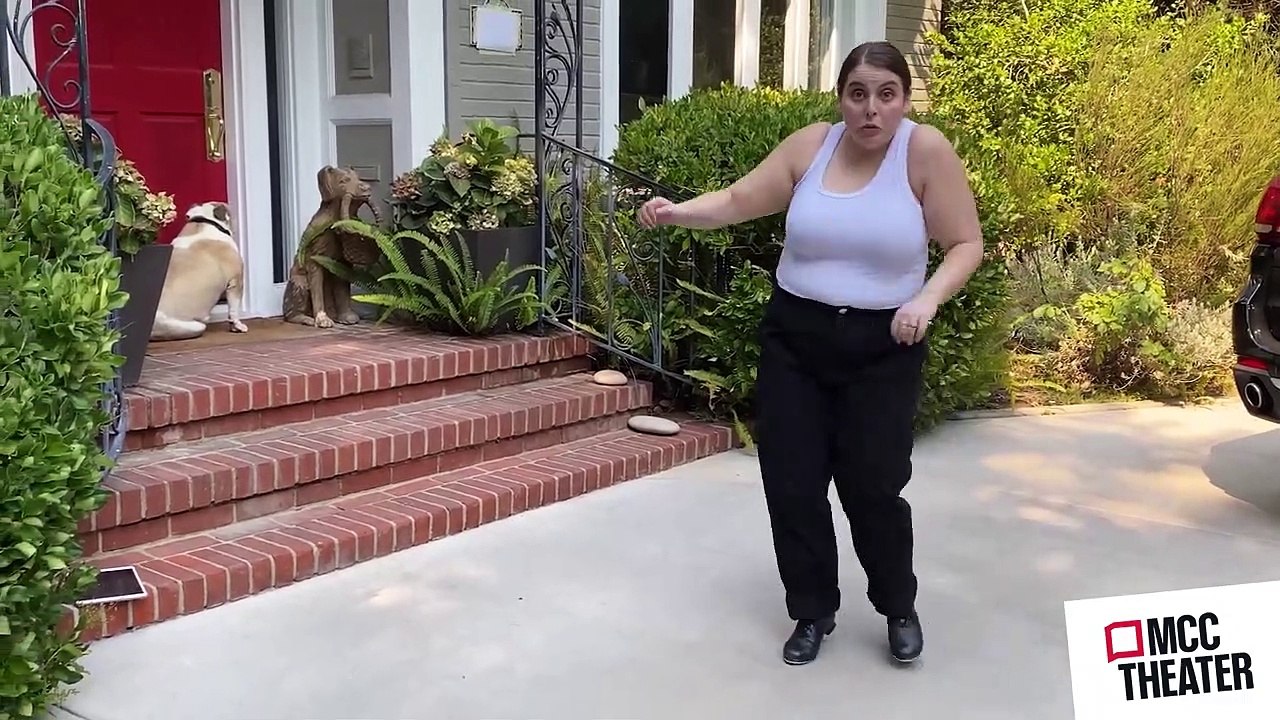 BEANIE FELDSTEIN sings DANCING THROUGH LIFE from WICKED at MISCAST20 (feat. KRISTIN CHENOWETH)