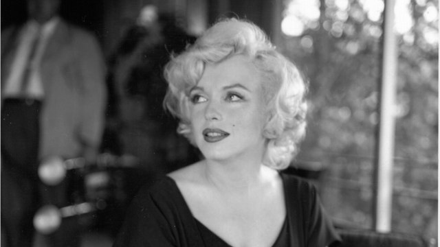 GALA VIDEO - Mystères du gotha : suicide ou assassinat pourquoi la mort de Marilyn Monroe intrigue tant ?
