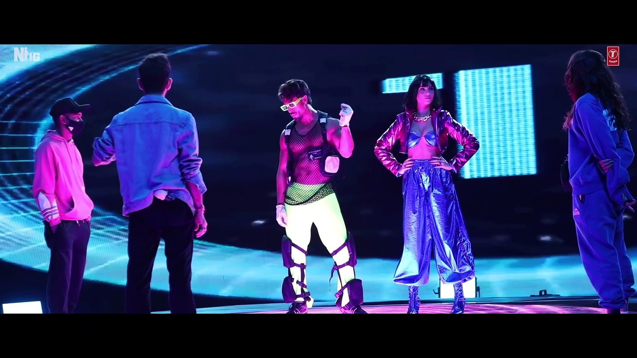 Miss Hairan (Behind The Scenes)