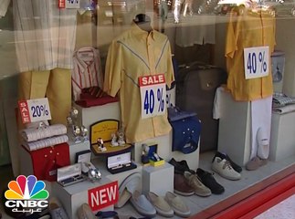 بعد رفع الأسعار في مصر ... تخفيضات وعروض من التجار لمحاولة جذب العملاء