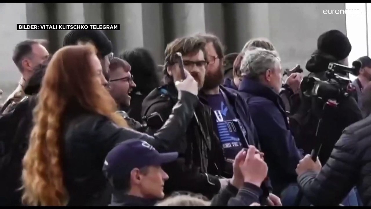 Schluss mit der Freundschaft: Ukrainisch-russisches Denkmal in Kiew wird abgerissen