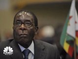 موغابي الرئيس الأكبر سنا في العالم ... كيف انعكست فترة حكمه على اقتصاد 