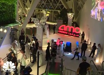 افتتاح أول دار للسينما بالسعودية بعد حظر دام لعقود