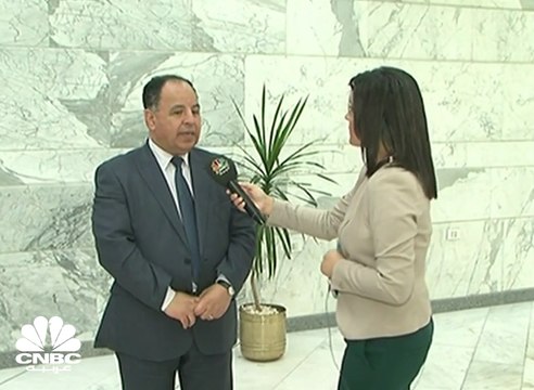 وزير المالية المصري لـ CNBC عربية: 9.8% نسبة العجز في ميزانية العام المالي 2017-2018