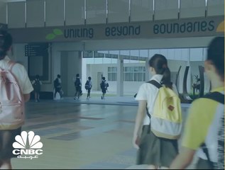 الهند تنبه من خطر وزن الحقيبة المدرسية على الطلاب