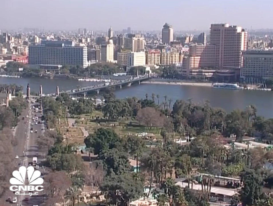 مصر وفرنسا توقعان على نحو 40 اتفاقية بـ 1.6 مليار يورو