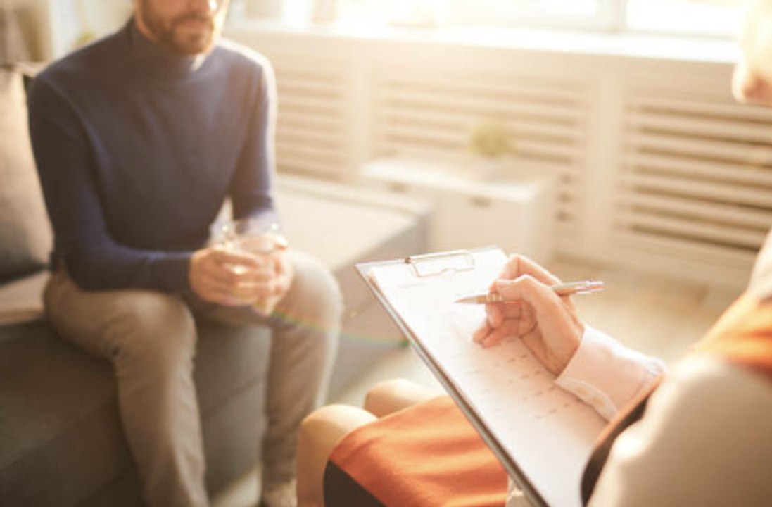 These Signs Could Mean It May Be Time for Therapy