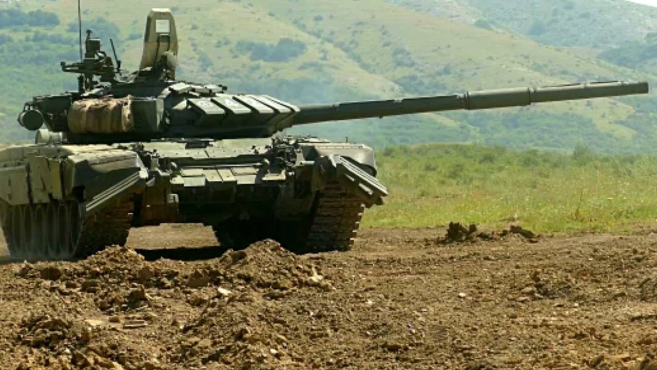 NATO Allies Pledge to Send Heavy Weapons to Ukraine Despite Russian Warning