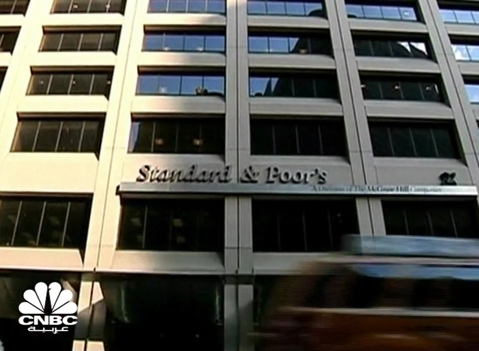 "S&P" تحذر من ارتفاع مخاطر تمويل تركيا لديونها من الخارج
