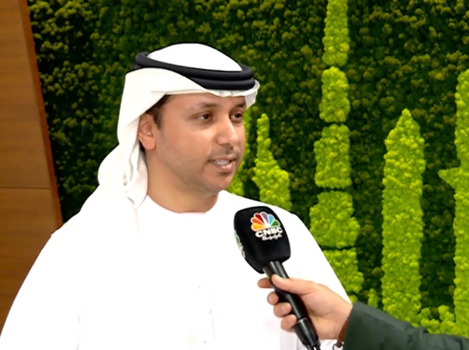 النائب التنفيذي للرئيس لقطاع الابتكار والمستقبل في هيئة كهرباء ومياه دبي لـCNBC عربية : ندعم 30 مشروعاً ناشئاً في مجال الطاقة المتجددة حول العالم
