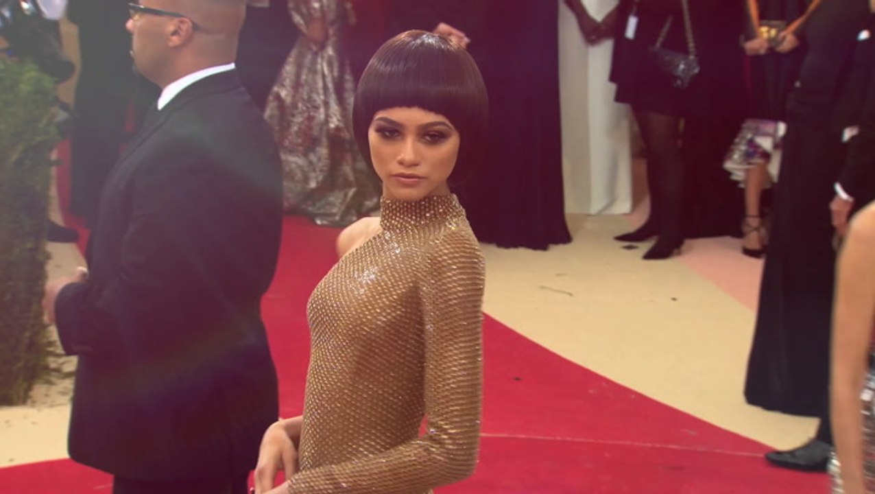 Zendaya And Tom Holland Share Some Pda In Boston