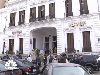 القطاع الصحي المصري يختبر عينات من عقّار ياباني لمواجهة كورونا