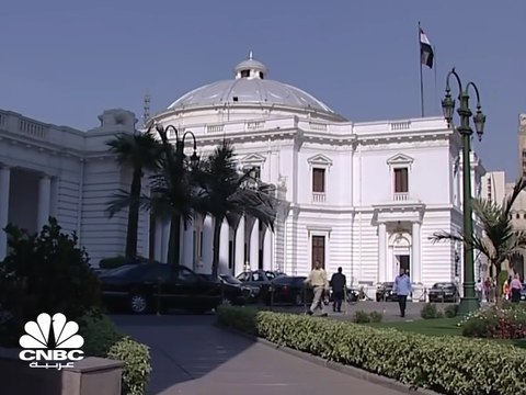 مجلس النواب المصري يقر تعديلات ضريبة الدمغة