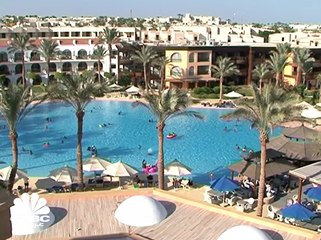 مصر .. أعداد السائحين الوافدين إلى مدينتي شرم الشيخ والغردقة تخطت 100 ألف سائح حتى أمس الثلاثاء