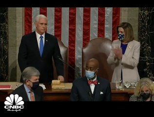 لماذا خرج "بنس" من عباءة نائب الرئيس؟